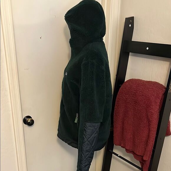 Patagonia Men’s Recycled Sherpa Hoody Green Zip Up Jacket Gorpcore Outdoor - Picture 5 of 12